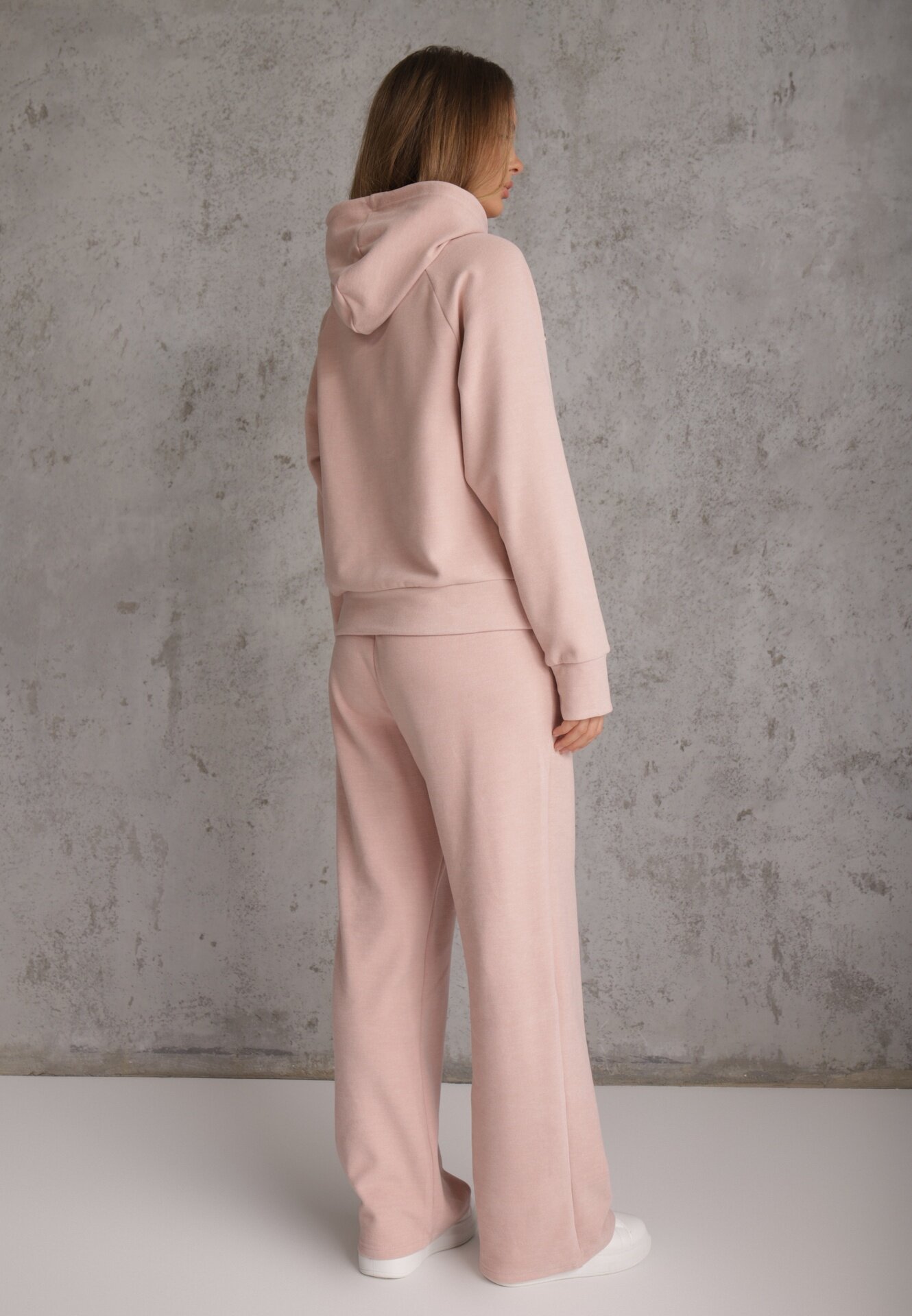 swest Set trening pantaloni Wide Leg și bluză cu glugă și aplicații Nailena Roz