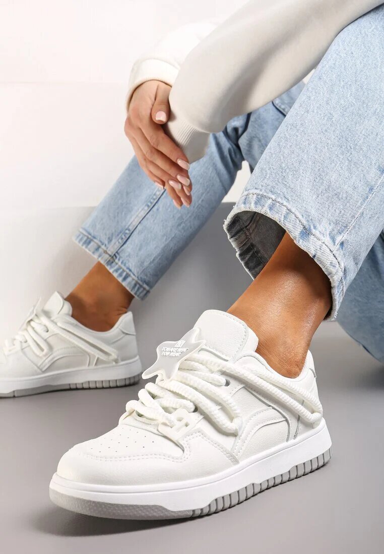 szixth june Sneakers Albe cu Șireturi Groase și Aplicație în Formă de Stea Alesine