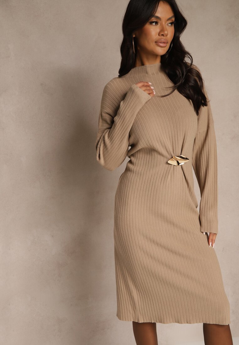 unigirl Rochie Bej Tip Pulover cu Viscoză Decorată cu Broșă Metalică Titavea