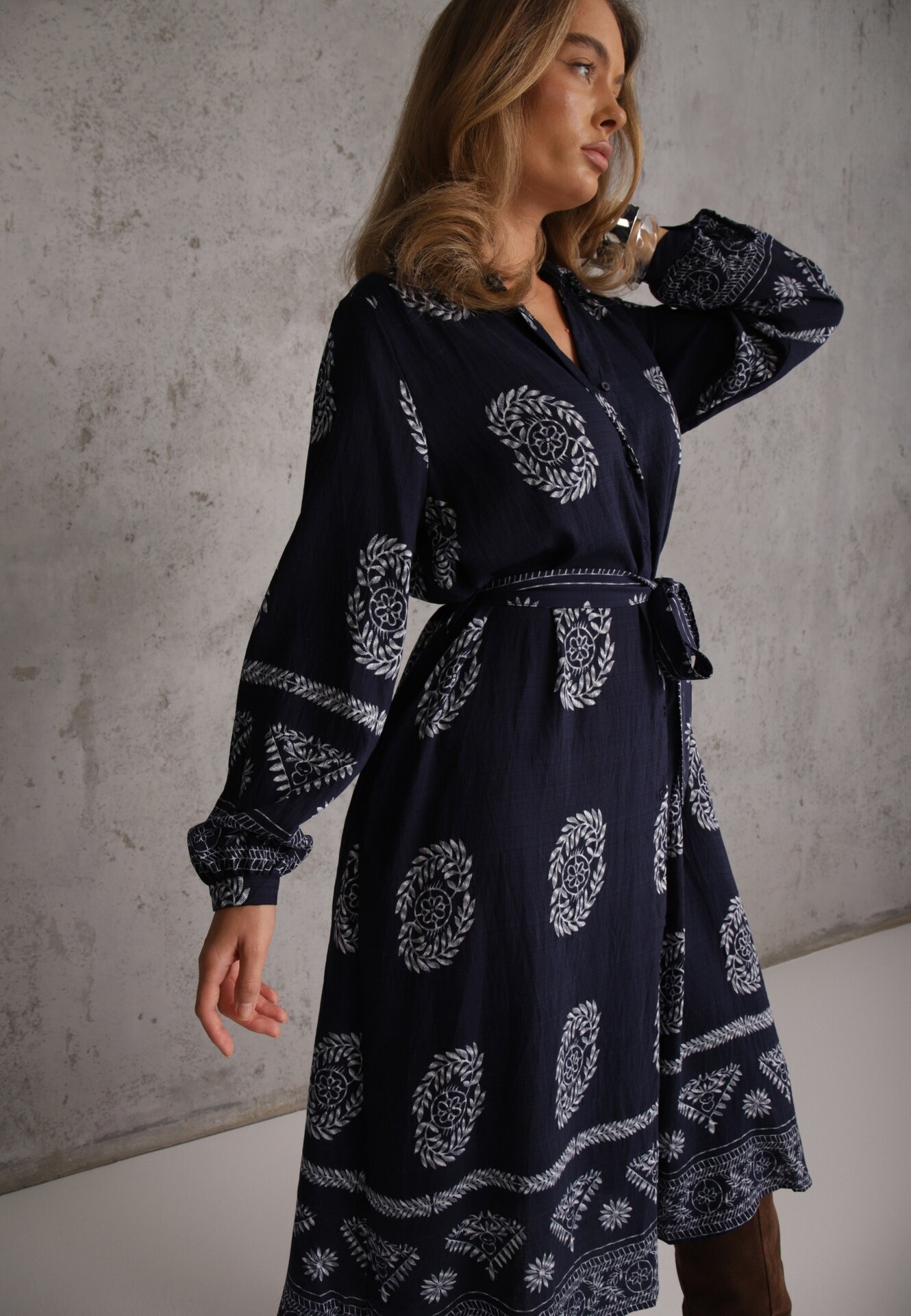 unigirl Rochie Cămașă Bleumarin Cu șnur în talie în Stil Boho Rorisha