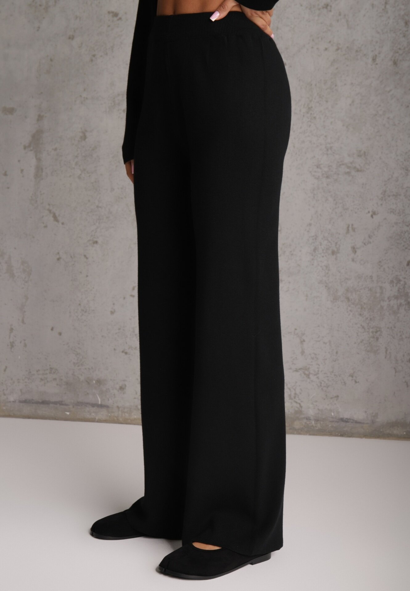 unigirl Set tricotat cu vâscoză tunică elegantă și pantaloni Lovinia Negru