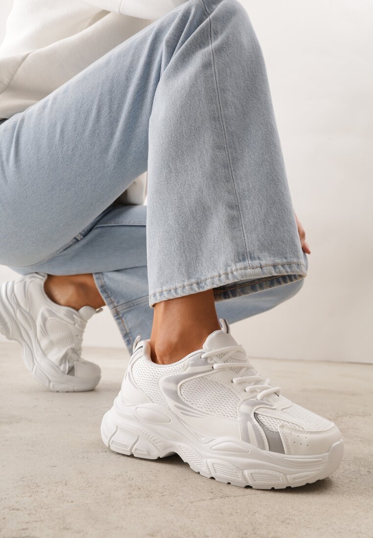 vices Adidași Albi pe Platformă Geometrică cu Perforații Elinata