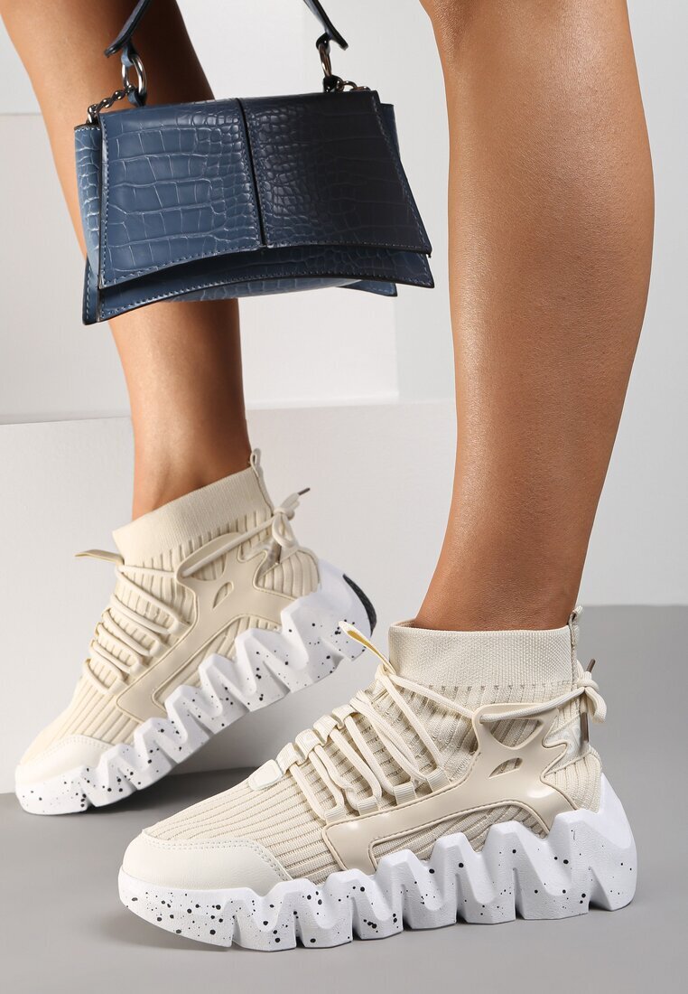 vices Adidași bej Chrysialla