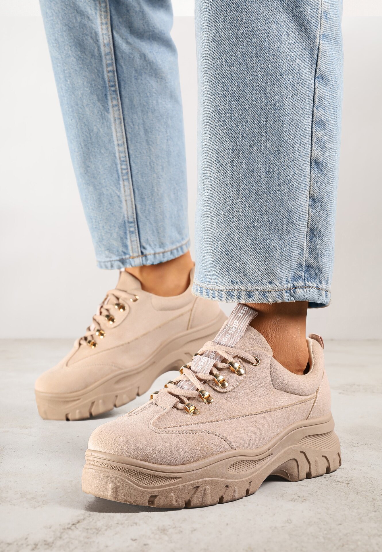 vices Adidași bej Farwynn