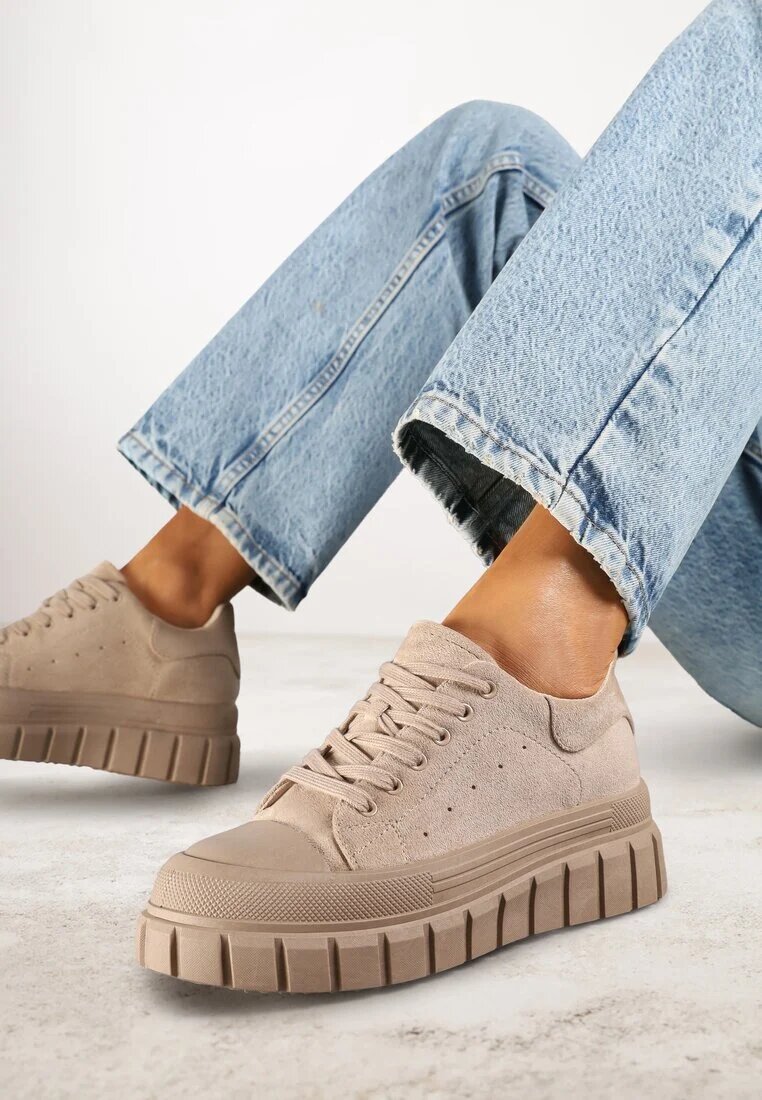 vices Adidași Bej închis pe Platformă cu Relief Decorate cu Perforații Leaniael