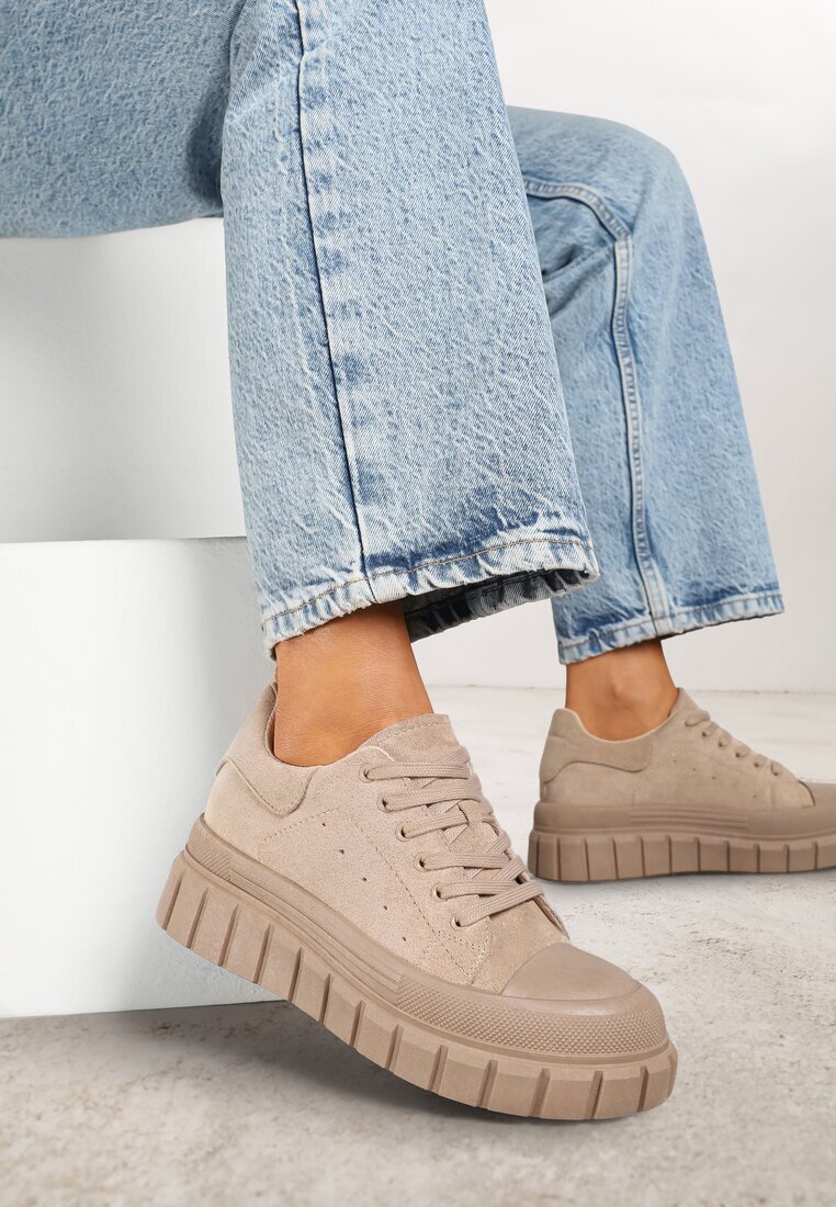 vices Adidași Bej închis pe Platformă cu Relief Decorate cu Perforații Leaniael