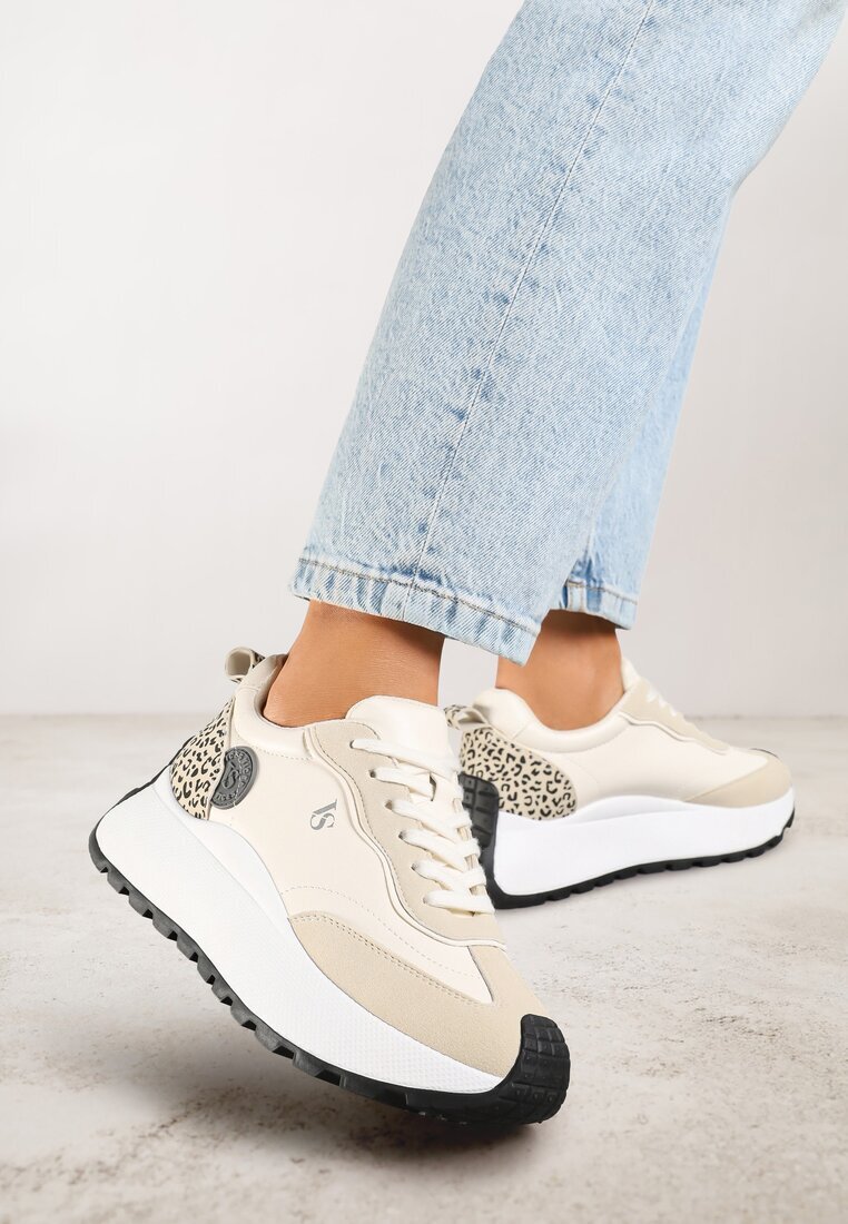 vices Adidași bej pe platformă decorați cu aplicație și imprimeu leopard Selothiel