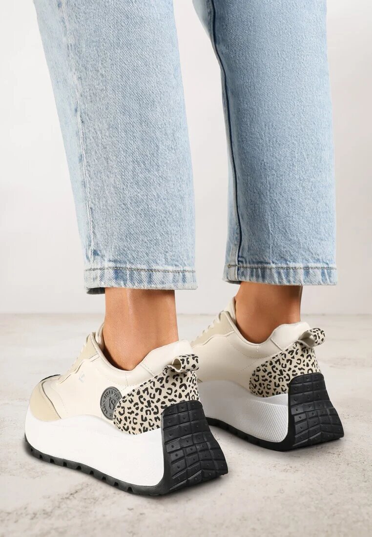 vices Adidași bej pe platformă decorați cu aplicație și imprimeu leopard Selothiel