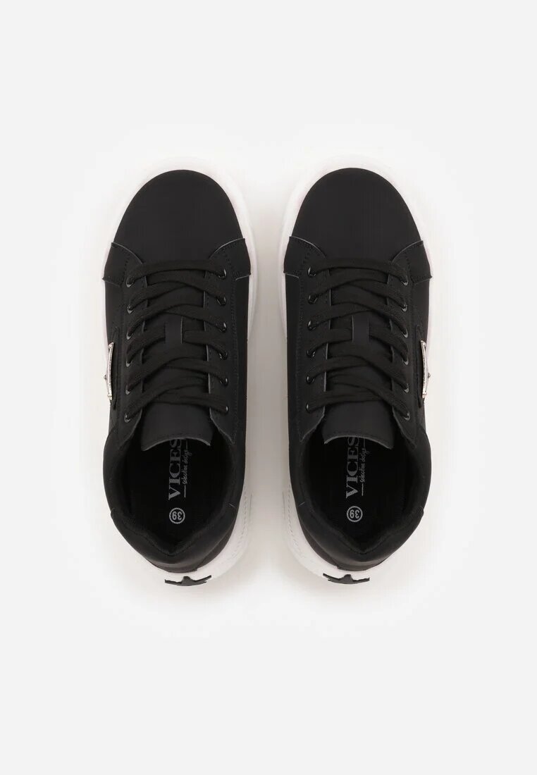 vices Adidași Negri Chunky pe Platformă cu Ornament în formă de Stea Anatale