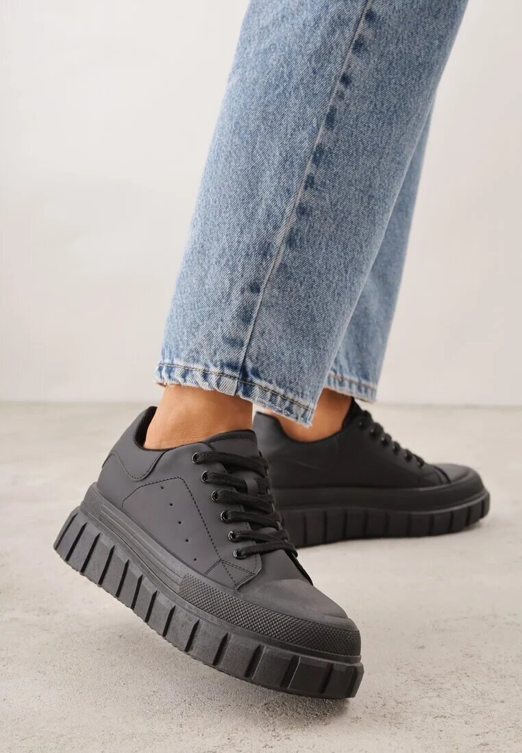 vices Adidași Negri cu platformă stil chunky cu perforații Hypsyllis