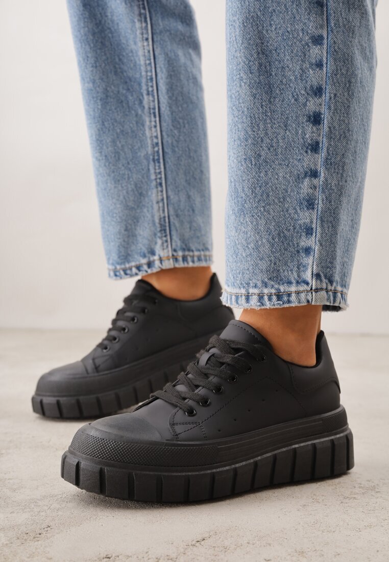 vices Adidași Negri cu platformă stil chunky cu perforații Hypsyllis