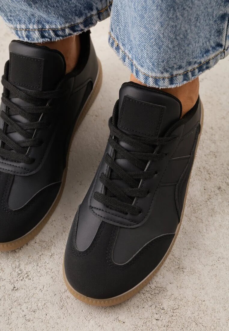 vices Adidași Negri joși cu Cusături Decorative Redala