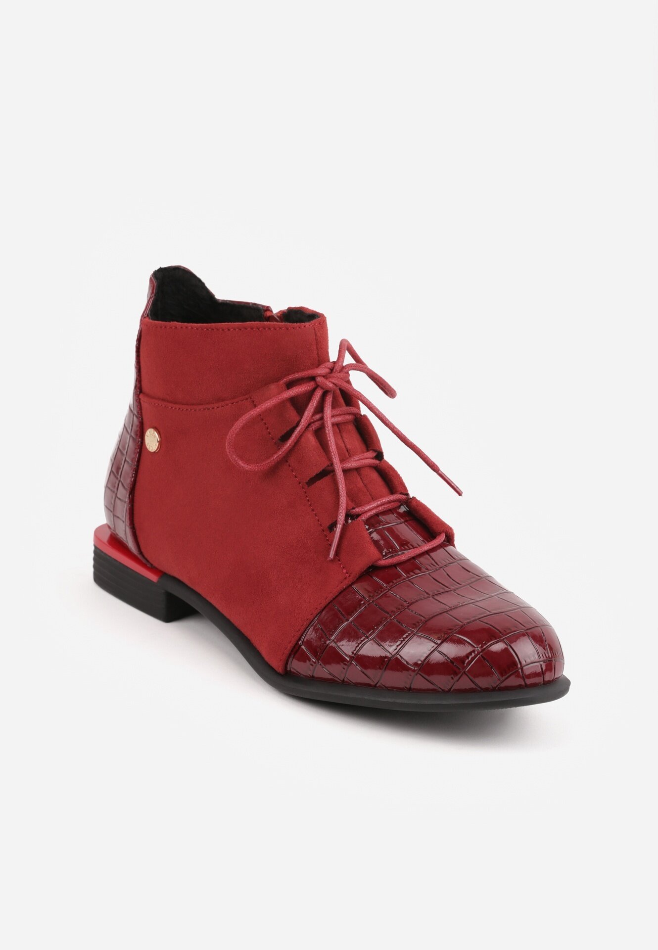 vices Botine bordeaux lăcuite ornamentate cu imprimeu în relief Uzvila