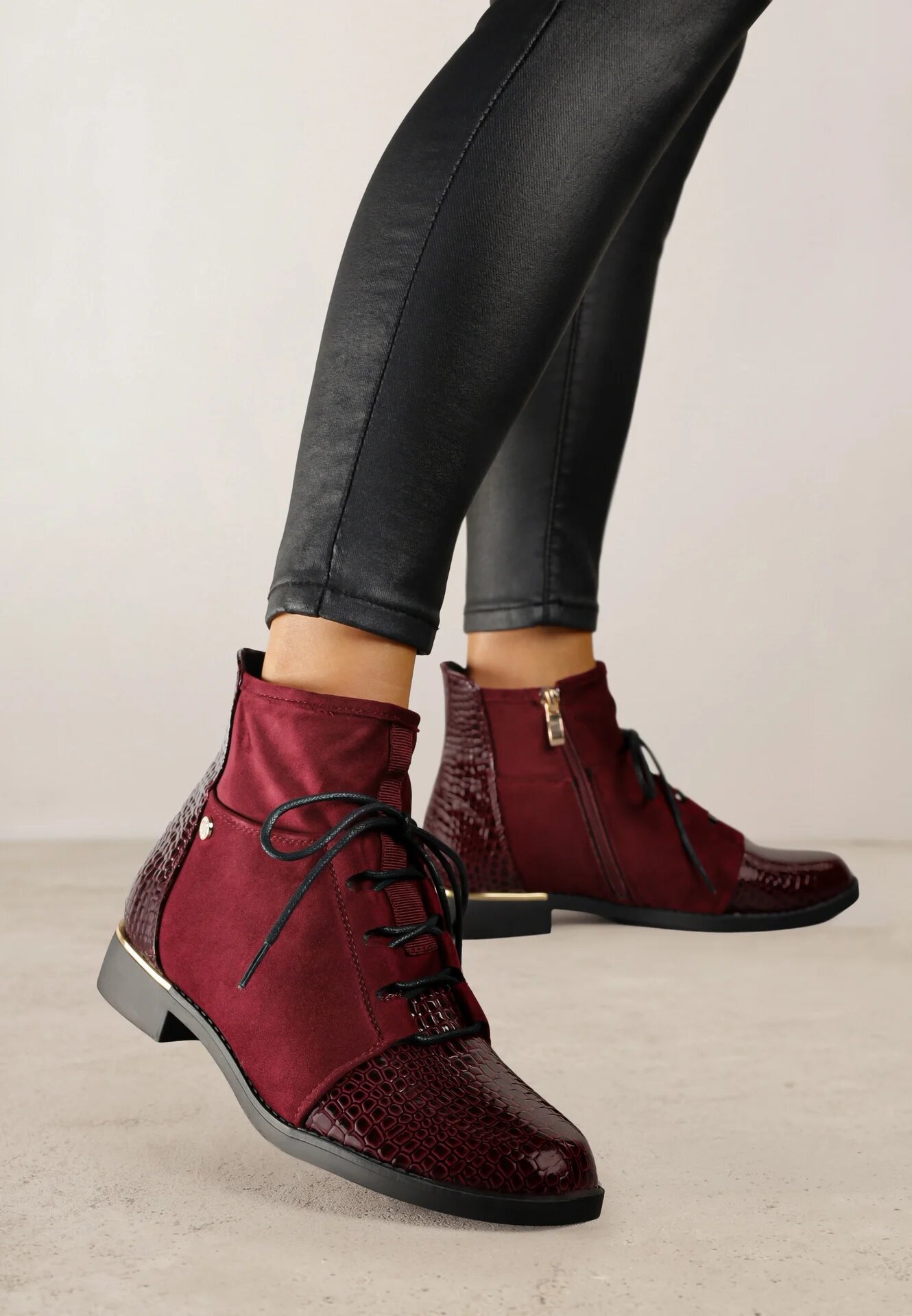 vices Botine Ghete Bordo decorate cu elemente lăcuite Afridde