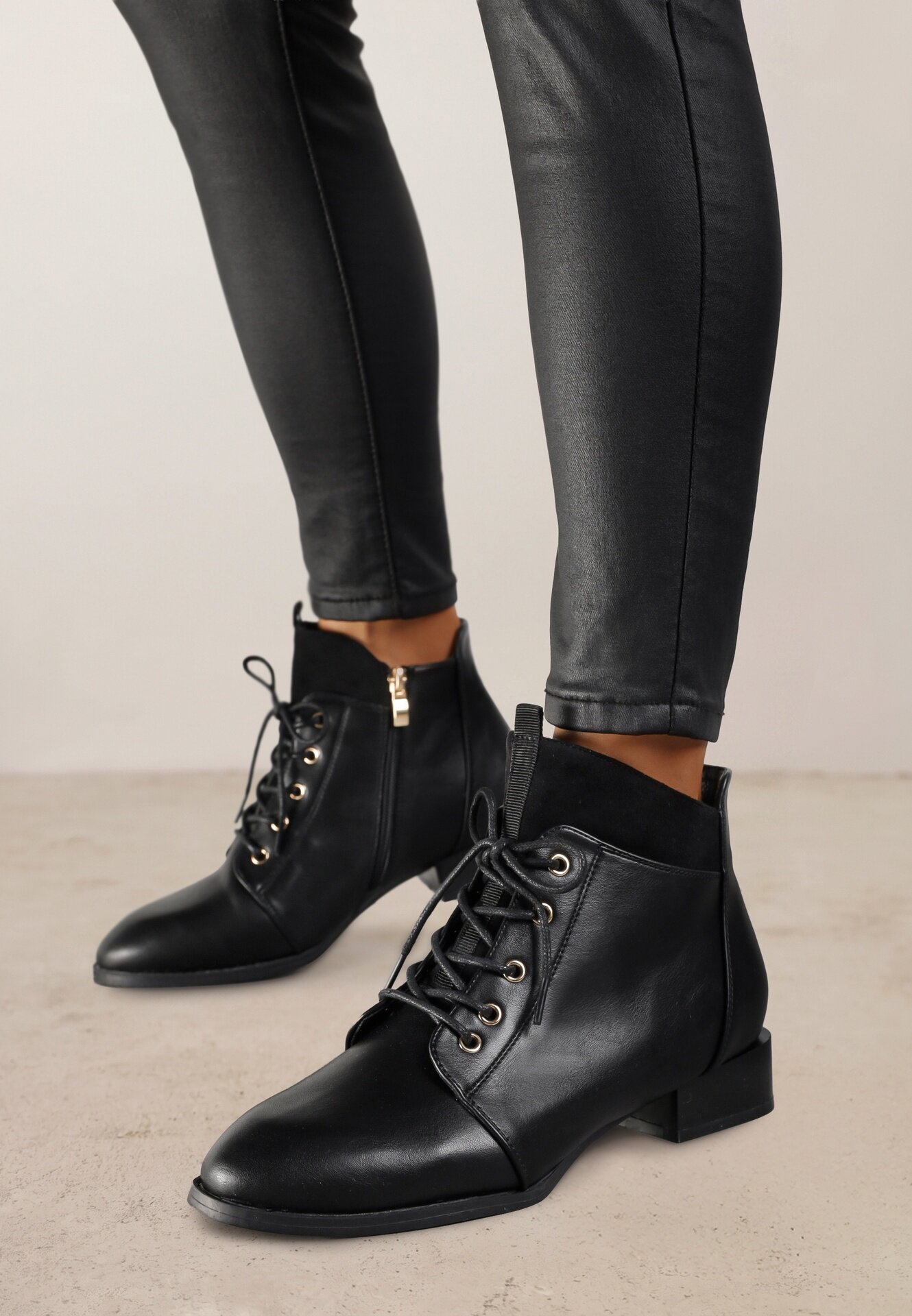 vices Botine Ghete Negre Decorate Cu Cusături Vamine