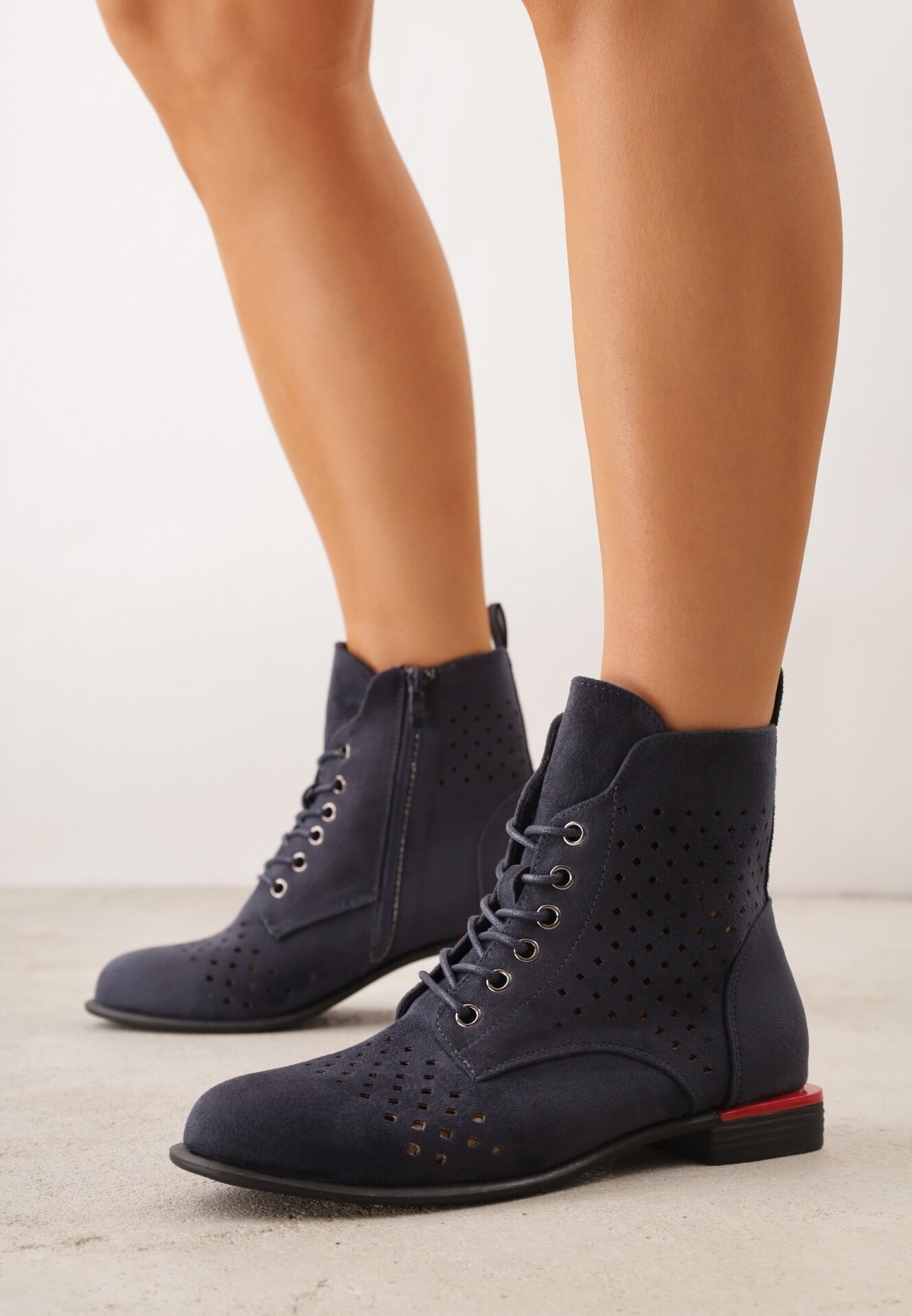 vices Botine Limophine Bleumarin