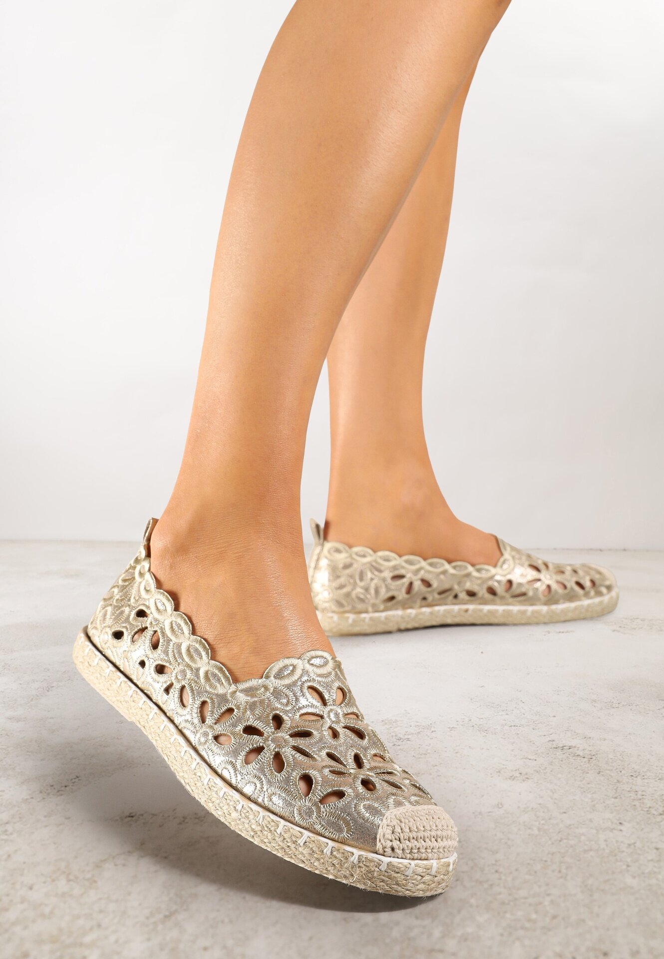 vices Espadrile Aurii Decorate cu model ajurat și cu împletitură decorativă Arivosa