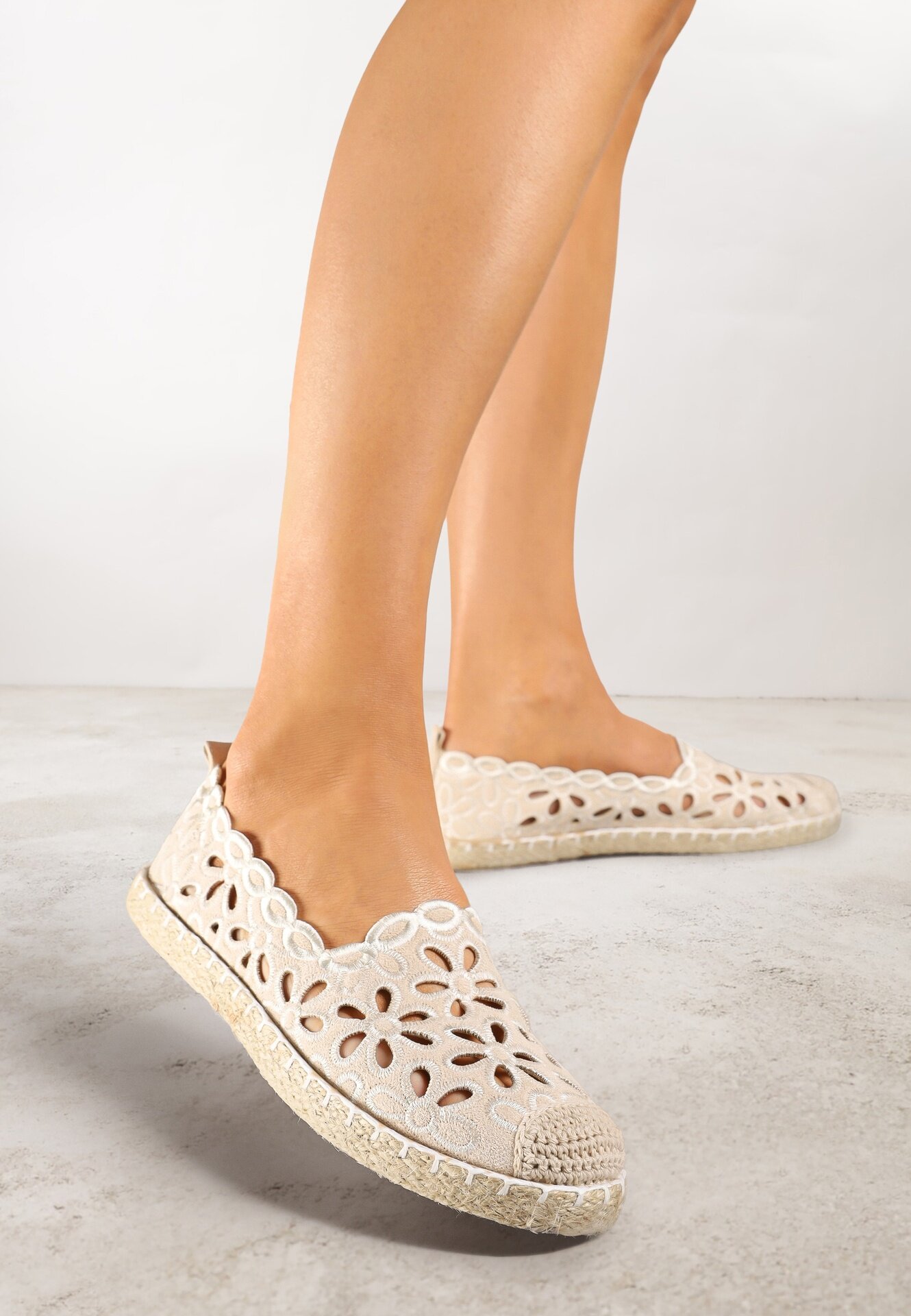 vices Espadrile Bej Decorate Cu un model ajurat și Cu împletitură decorativă Arivosa