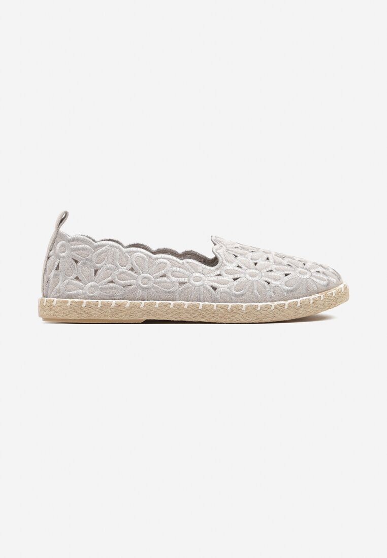 vices Espadrile Gri Împletite cu Motiv Floral și Decupaje Perforate Honavia