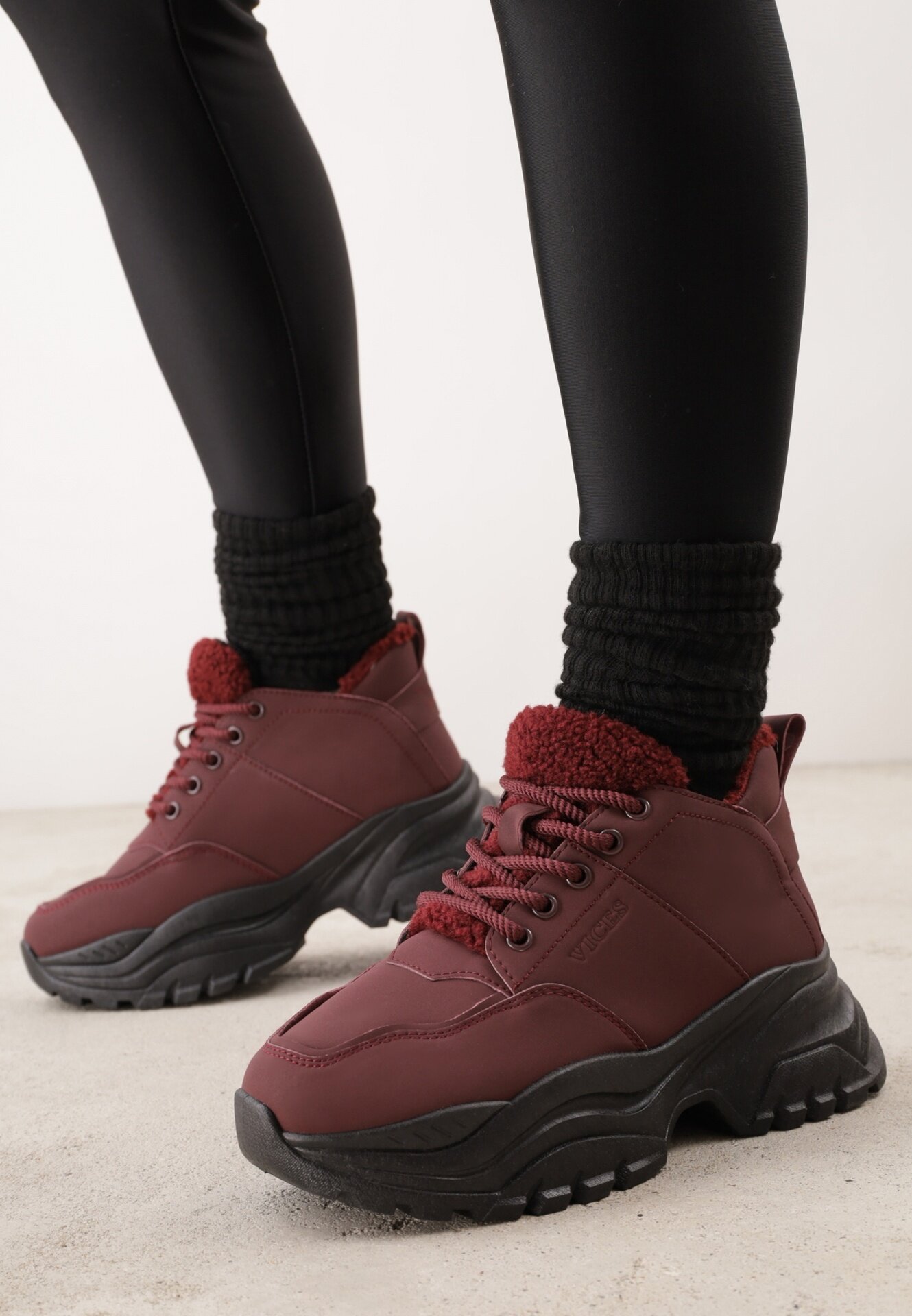 vices Ghete Adidași Bordeaux cu platformă cu relief Nirrise
