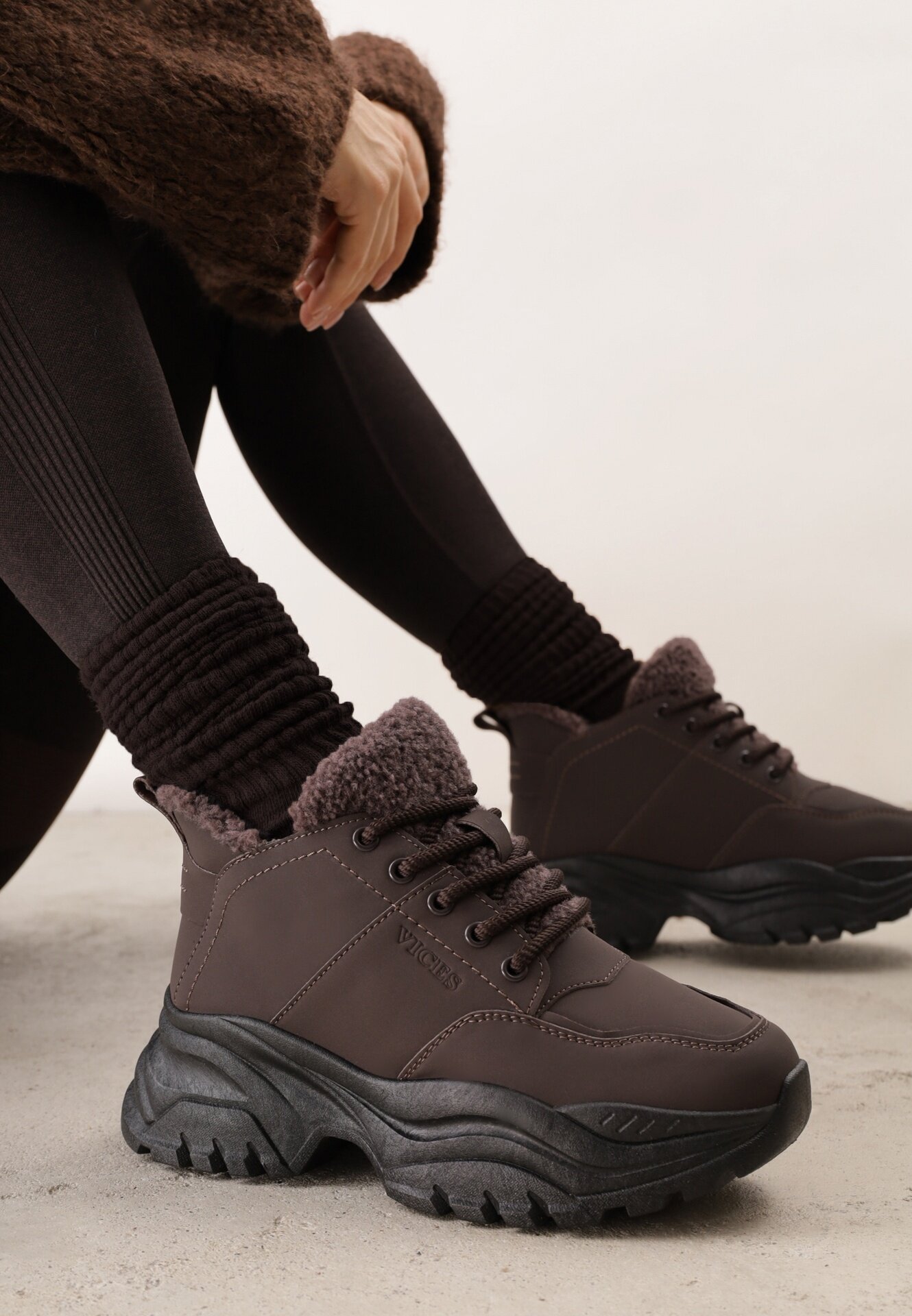 vices Ghete Adidași Maro cu platformă cu imprimeu Nirrise