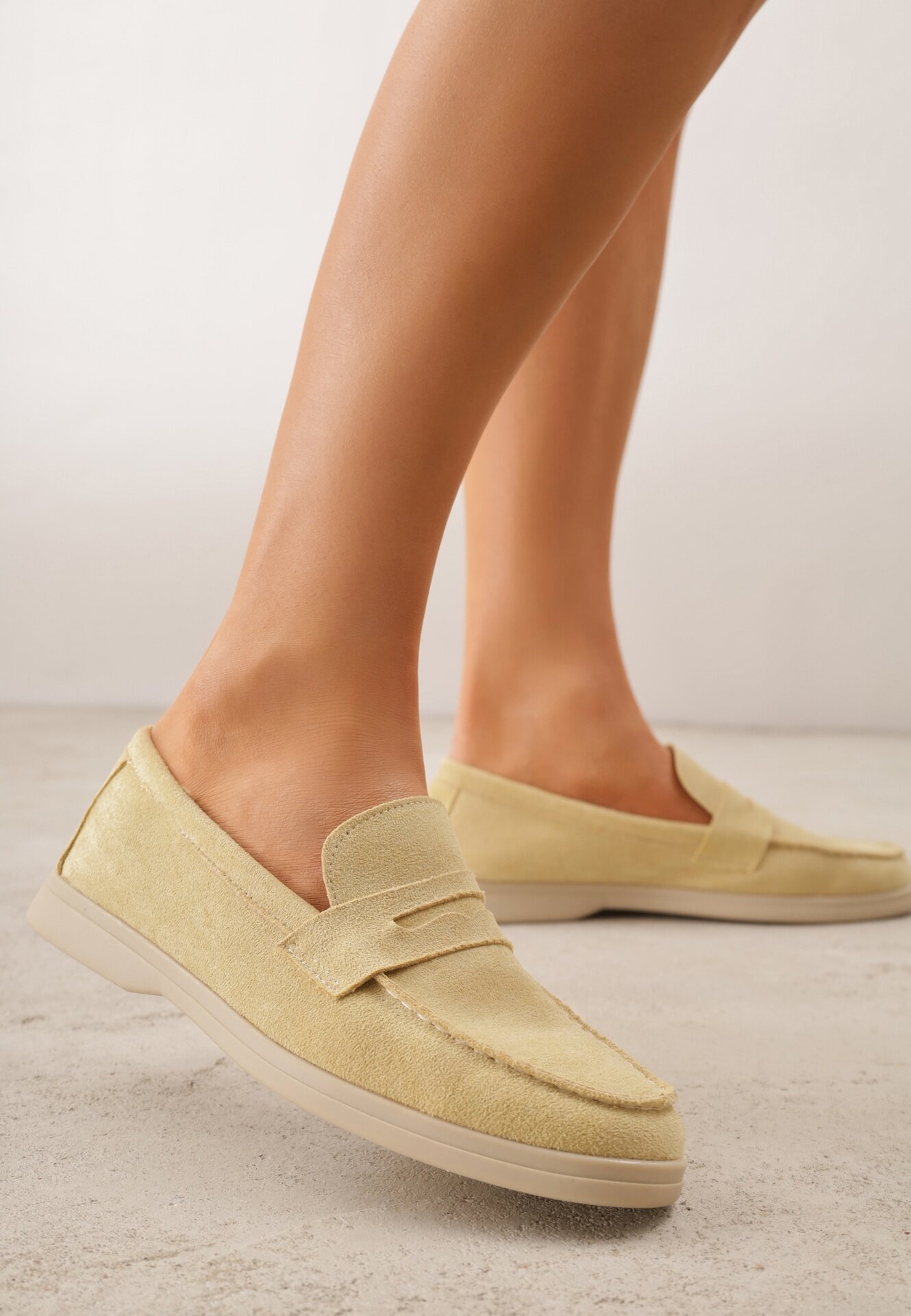 vices Mocasini galbeni casual din imitație de piele întoarsă cu branț din piele naturală Sheiris