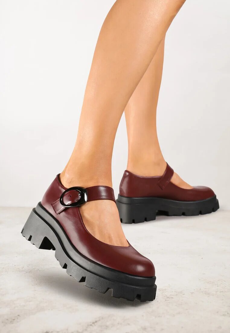 vices Pantofi Bordeaux pe Platformă în Stil Mary Jane Decorați cu Cataramă Metalică Zinida