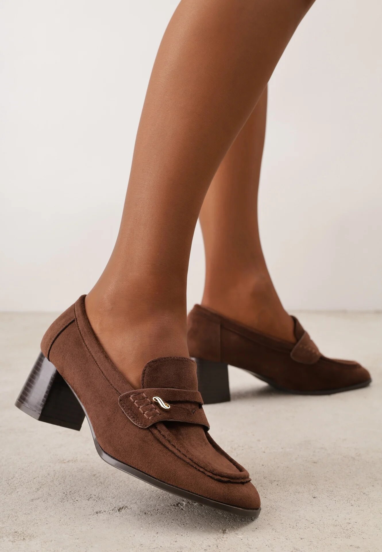 vices Pantofi cu toc în stil mocasin cu textură de piele întoarsă și branț din piele Jimenesa Maro