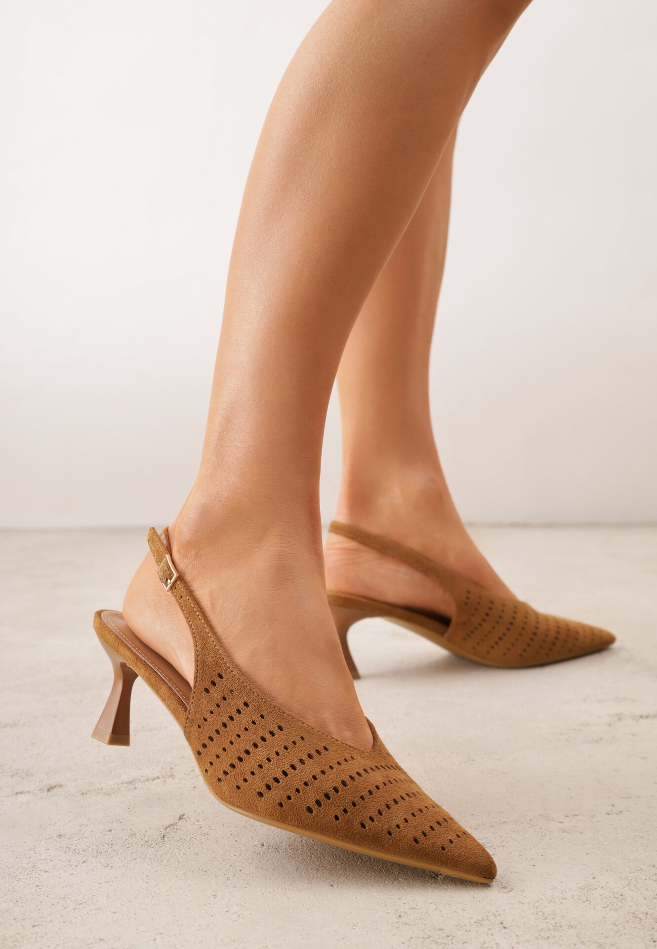 vices Pantofi stiletto Maro Slingback cu toc pisicuță cu partea superioară ajurată Klephei