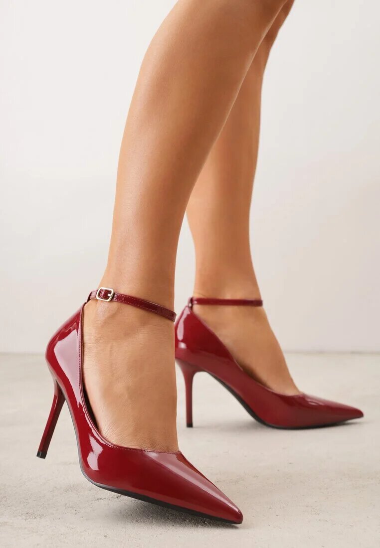 vices Pantofi stiletto Visinii Lăcuiți cu bareta cu cataramă și branț din piele Oville