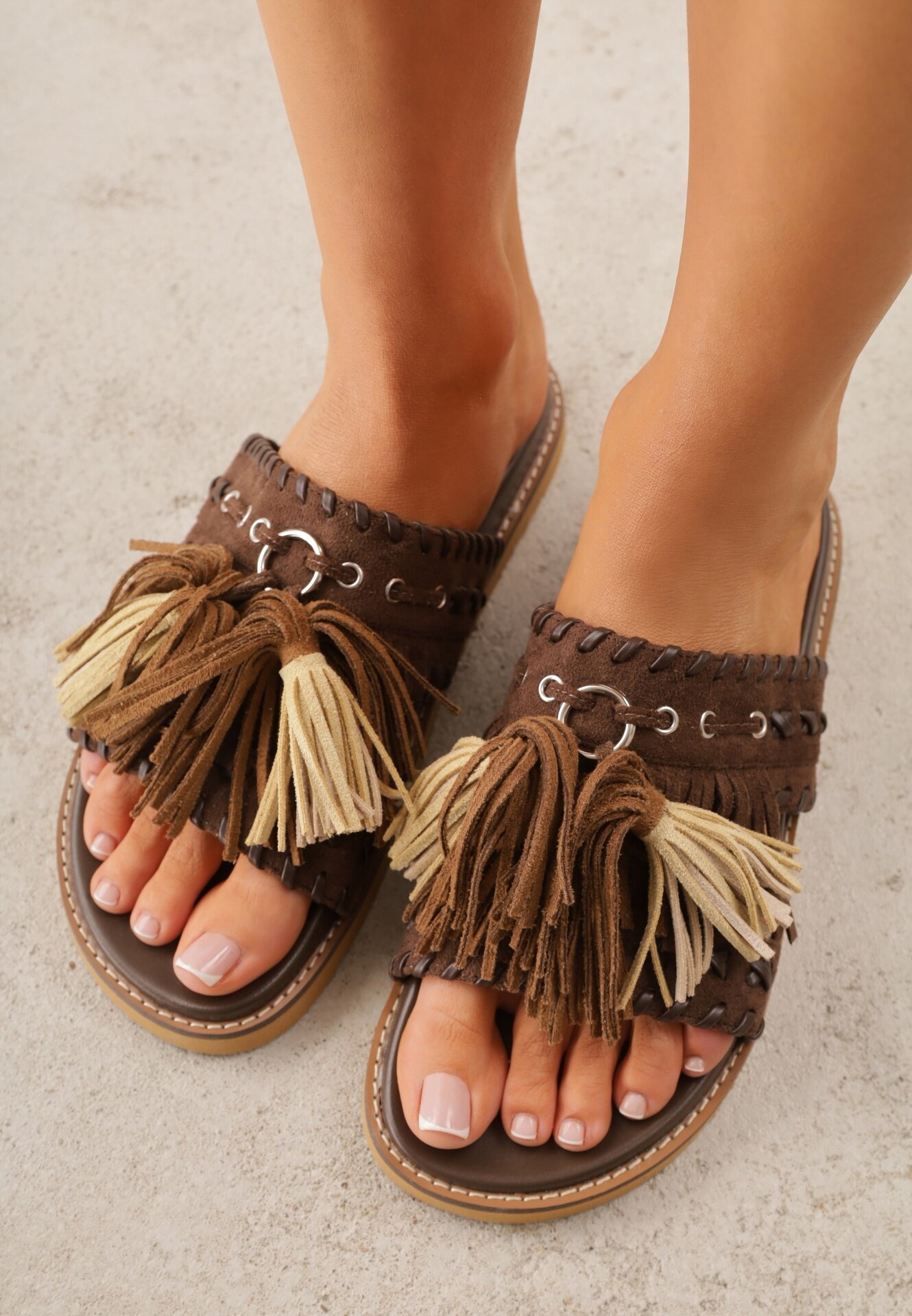 vices Papuci Maro Închis cu Talpă Plată în Stil Boho cu Franjuri Averathla
