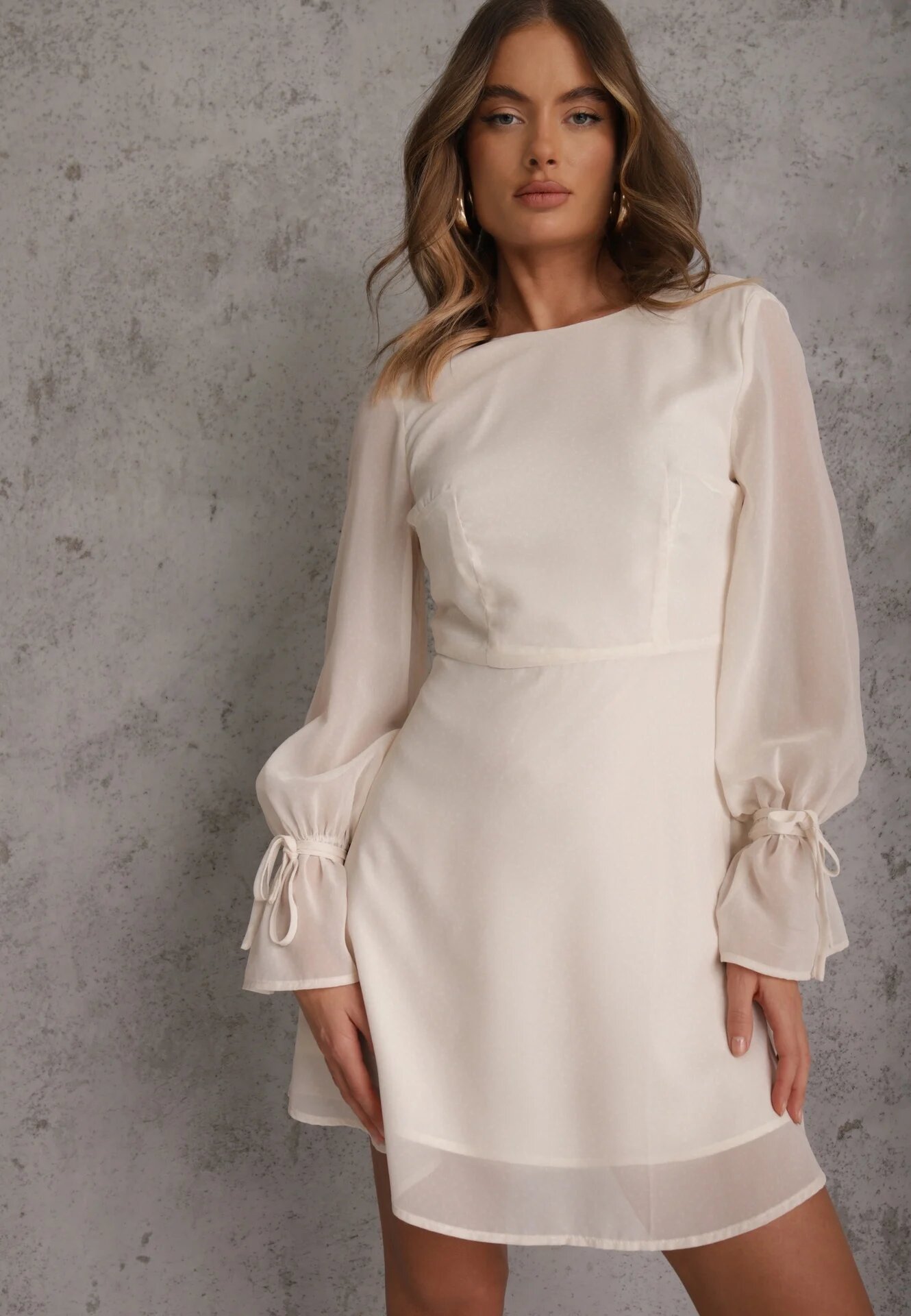 vices Rochie Bej Decorată cu Mâneci Transparente și Buline Celziva