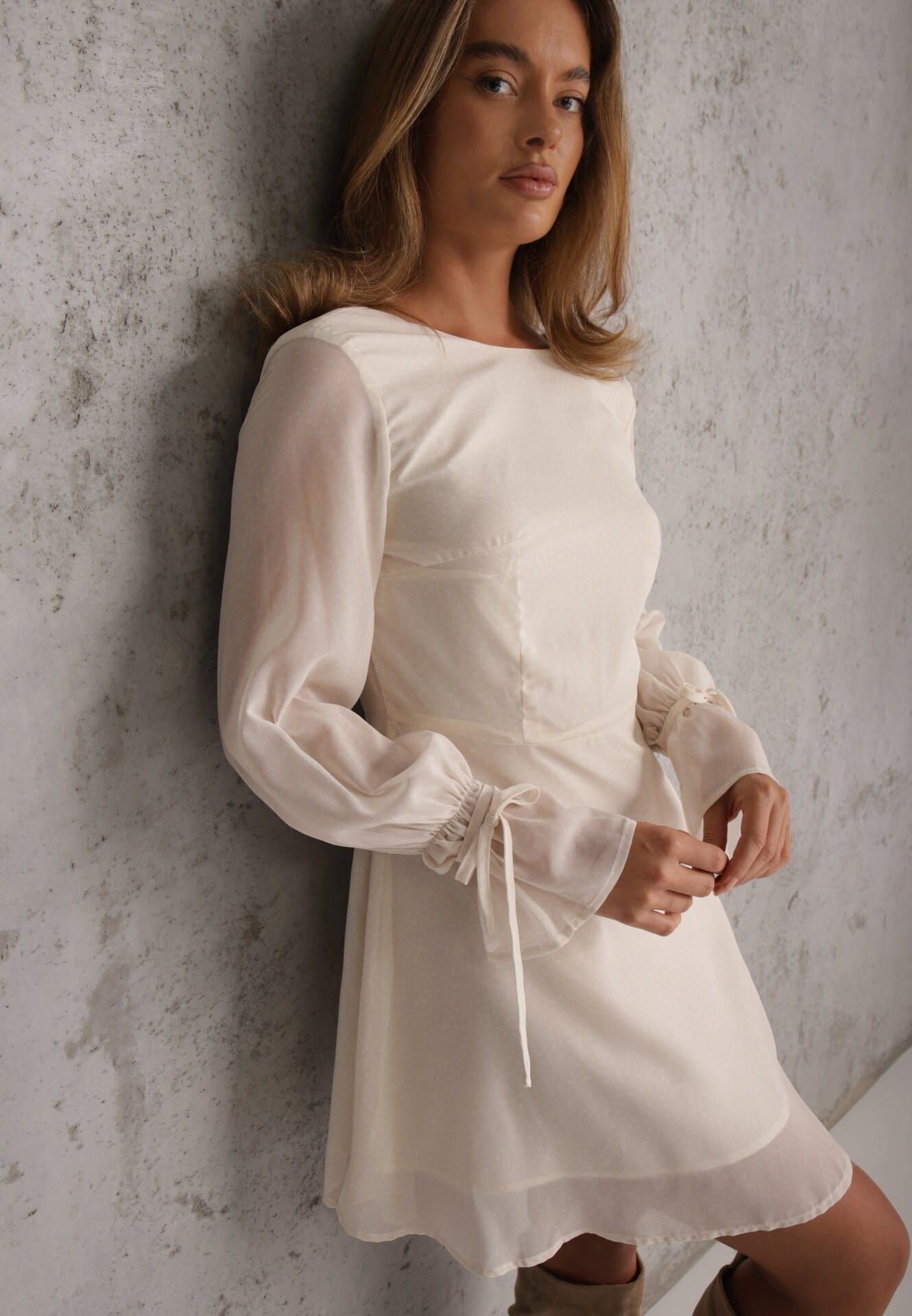 vices Rochie Bej Decorată cu Mâneci Transparente și Buline Celziva