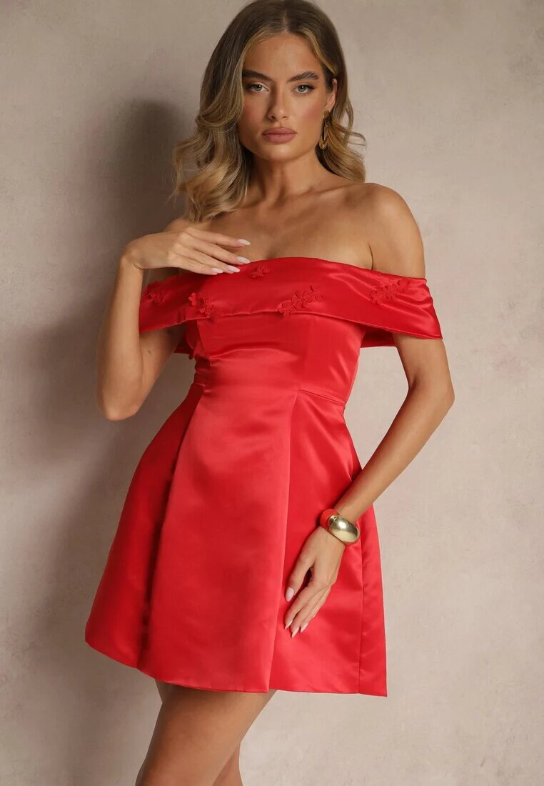 vices Rochie Roșie Spaniolă din Satin Decorată cu Aplicații Fenilune