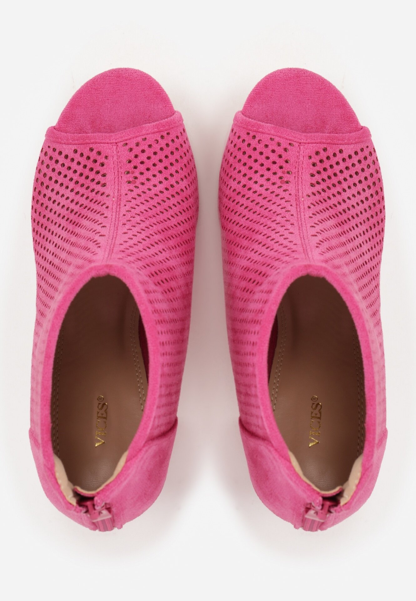 vices Sandale Fucsia Decupate din Imitatie de Piele Intorsa cu Toc Bloc Finiri