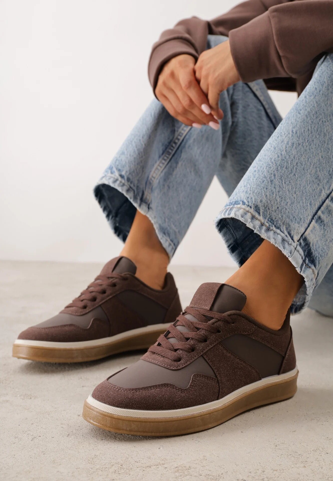 vices Sneakers în stil Basic cu inserții din imitație de nubuc Akila Maro