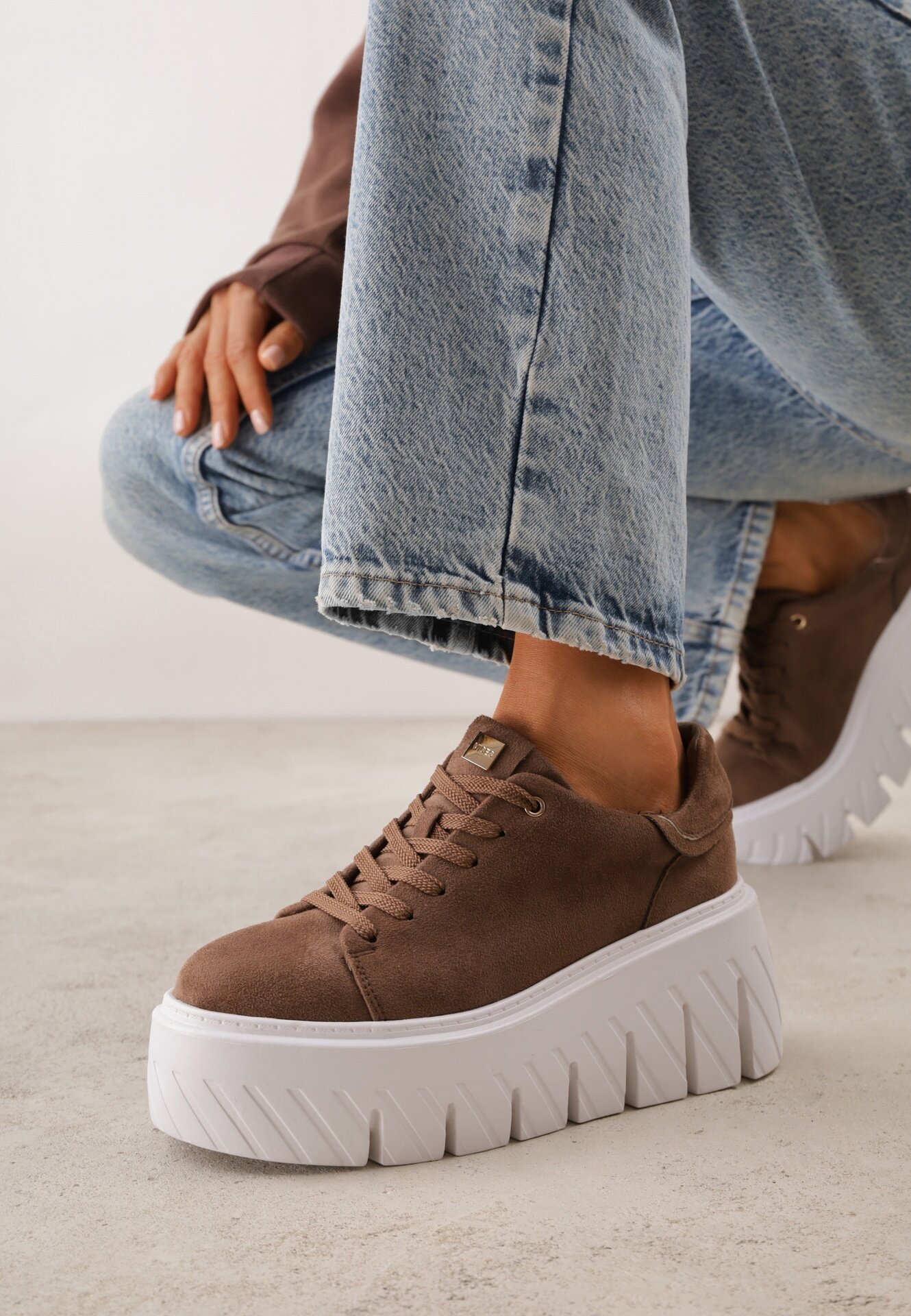 vices Sneakers pe platformă chunky Tassi Bej închis