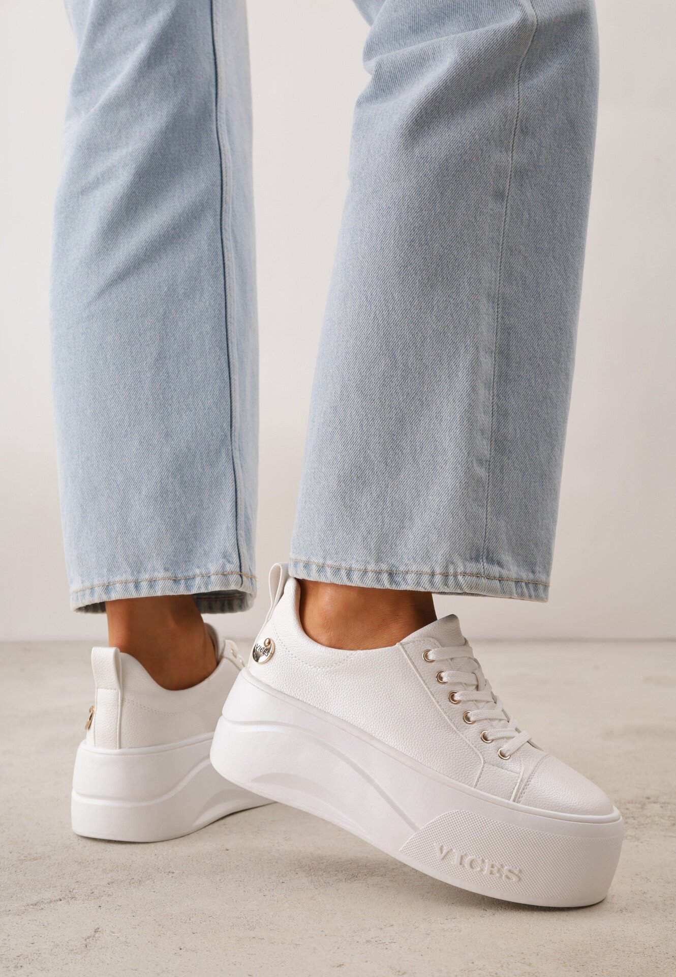 vices Sneakers pe platformă cu aplicație metalizată și inscripție Beli Albi
