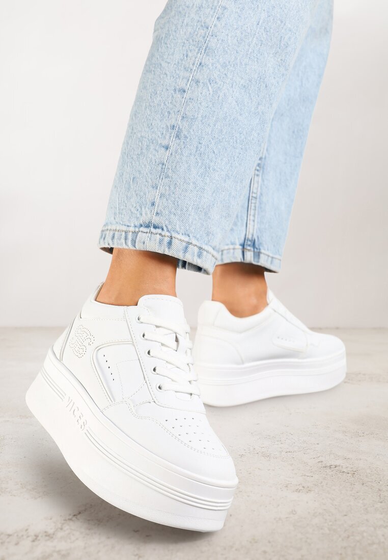 vices Sneakerși Albi cu Platformă Decorați cu Aplicații Metalice Nelanil
