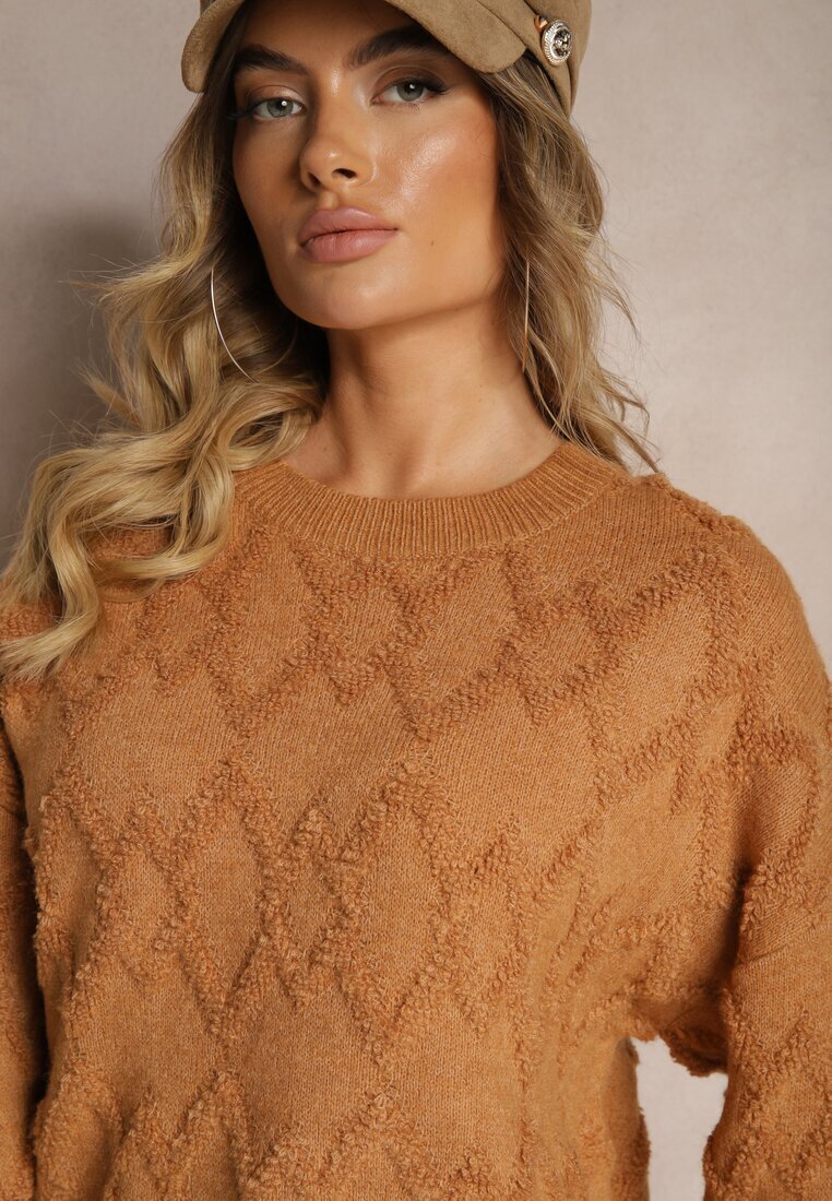 wool fashion Pulover lejer cu croială cutie și împletitură în relief cu manșete elastice Maro Elomara