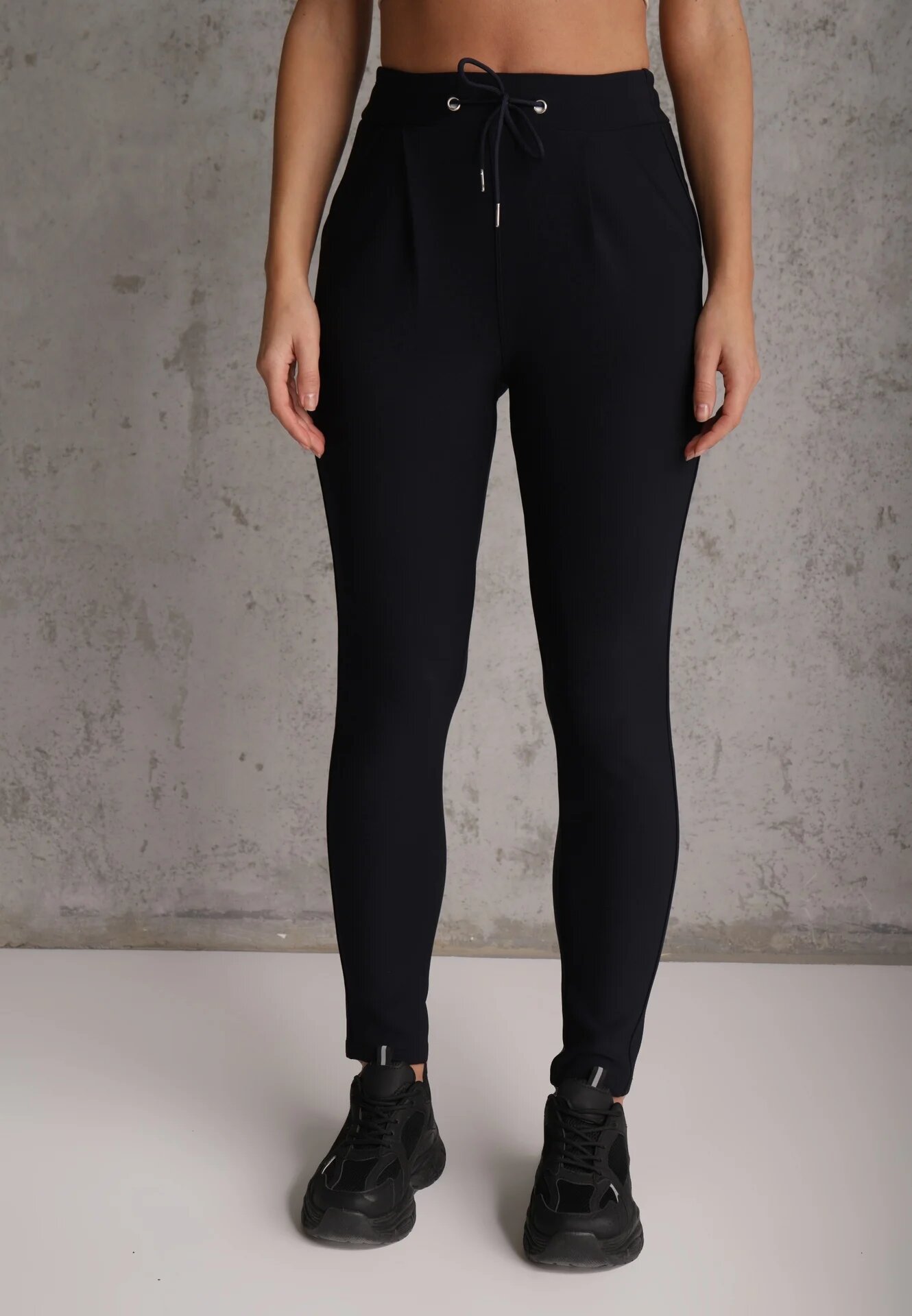 yu & me Pantaloni Bleumarin Mulați High Waist cu elastic și șnur în talie Zelpia