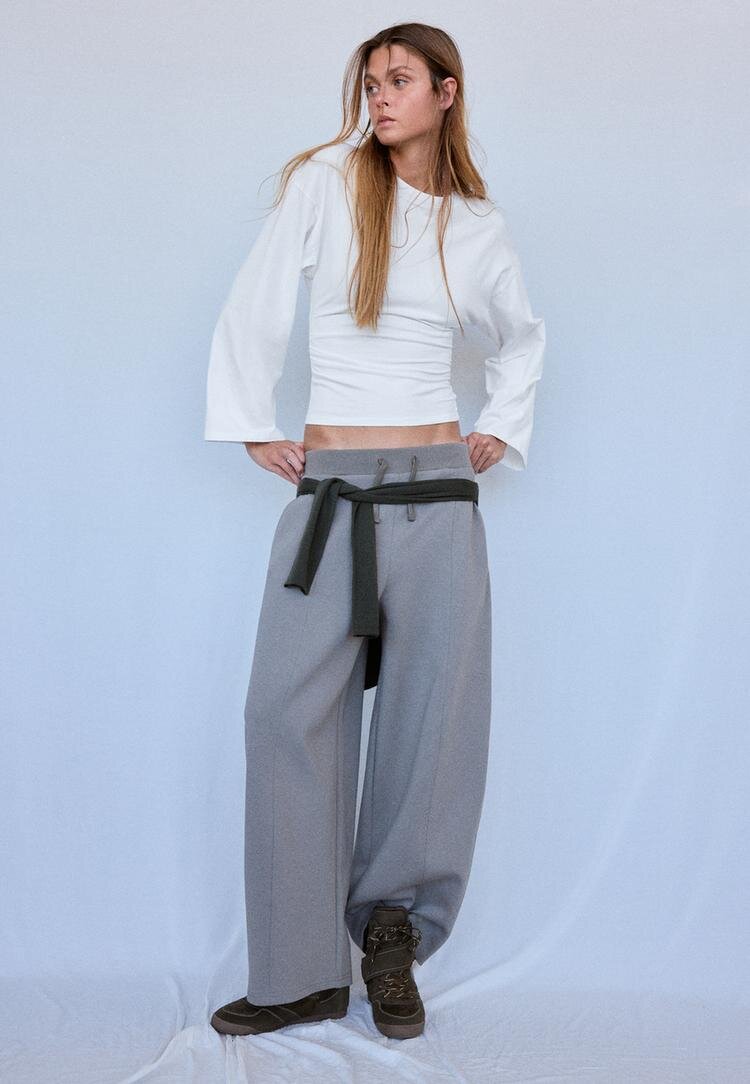 Stradivarius B11 Tricou Cu Mânecă Lungă Și Talie Ajustată Ecru Xs