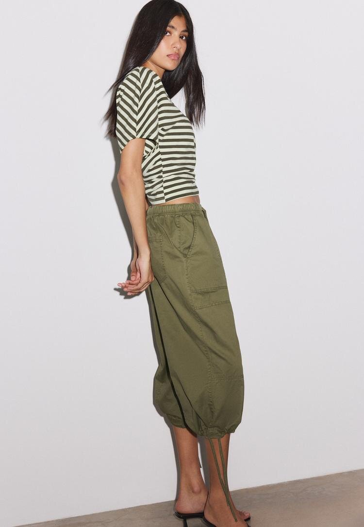 Stradivarius Bermude Poplin Relaxed Fit Kaki 36
