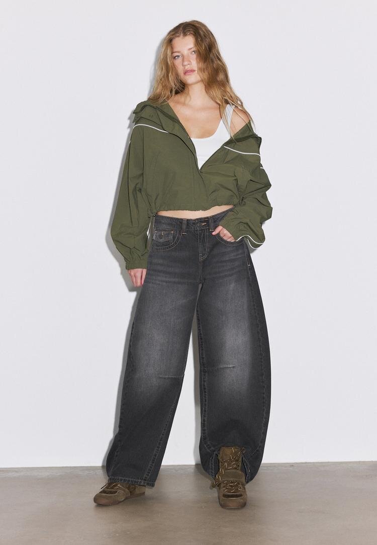 Stradivarius Blugi Barrel Cu Talie Joasă Efect Prespălat Gri Denim Culoare Închisă 42