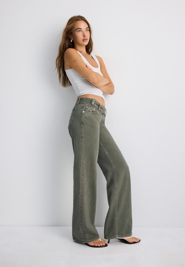 Stradivarius Blugi Drepți Cu Talie Joasă Și Betelie Tip Ciocan Kaki 32