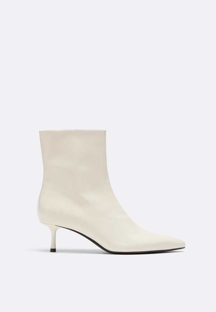Stradivarius Botine Cu Toc Kitten Imitație De Piele Ecru 40