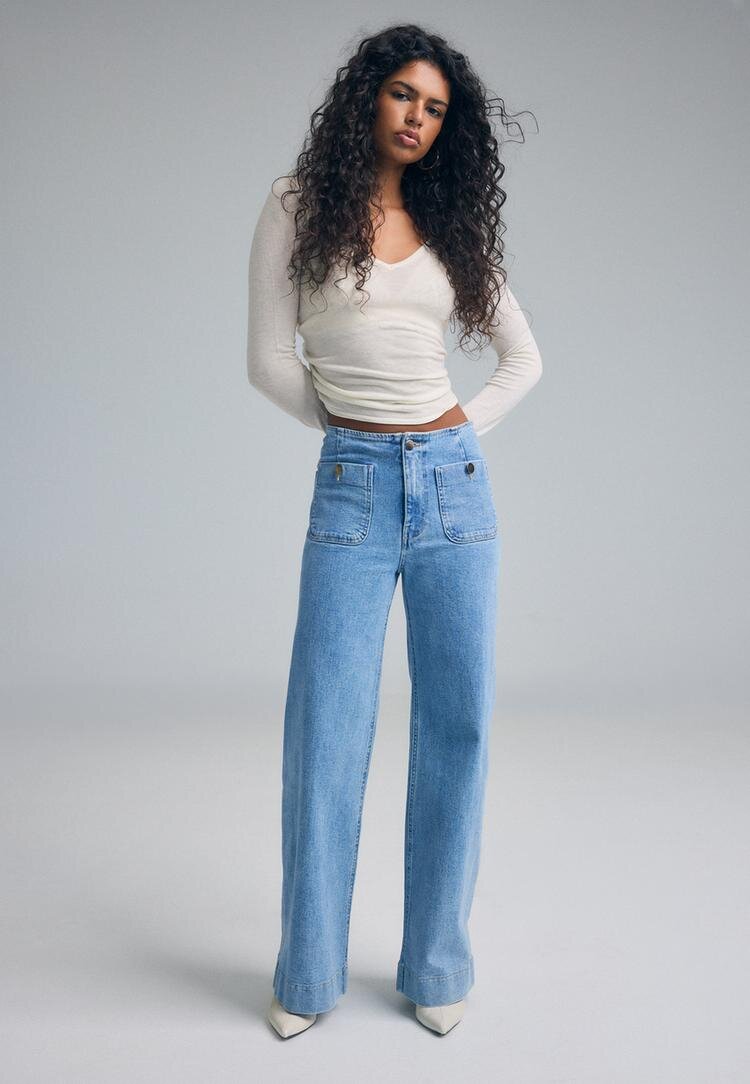 Stradivarius D77 Blugi Minimalist Cu Buzunare Efect Prespălat Denim Albastru Mediu Deschis 42