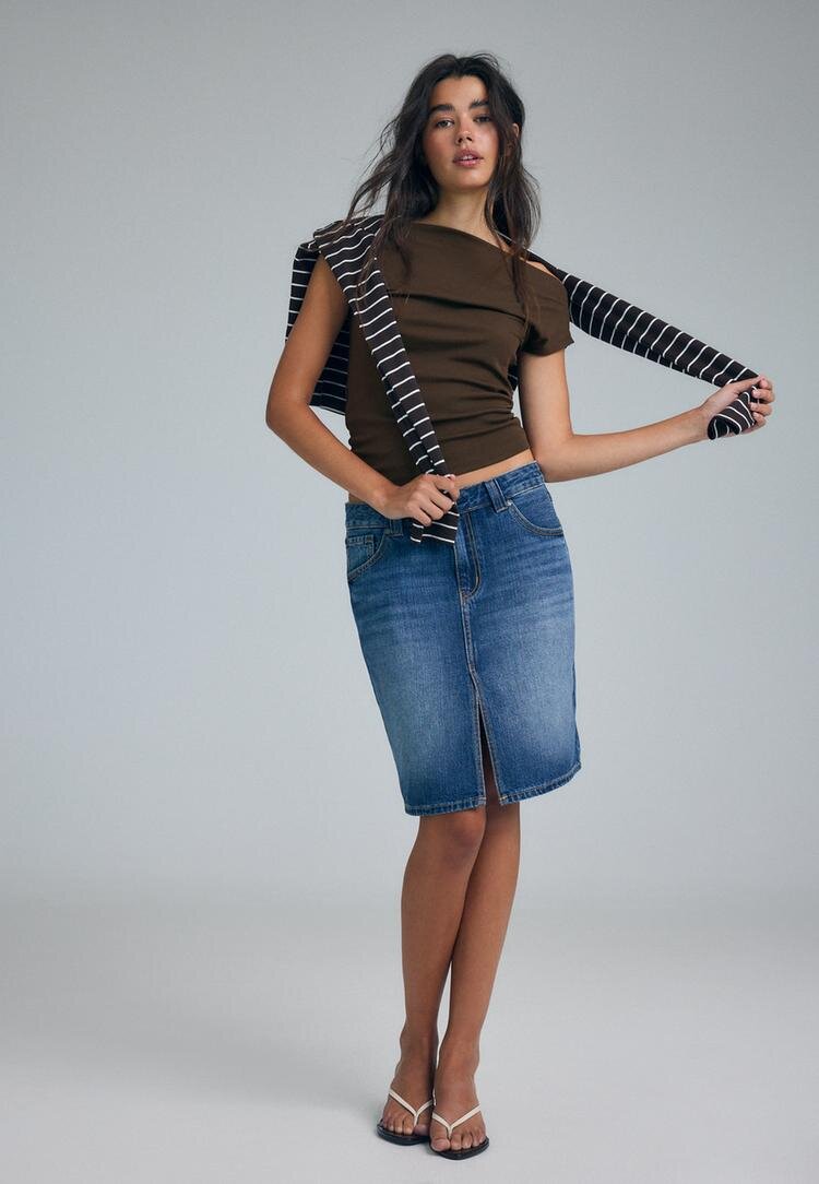 Stradivarius Fustă Midi Din Denim Efect Prespălat Denim Albastru Mediu 44