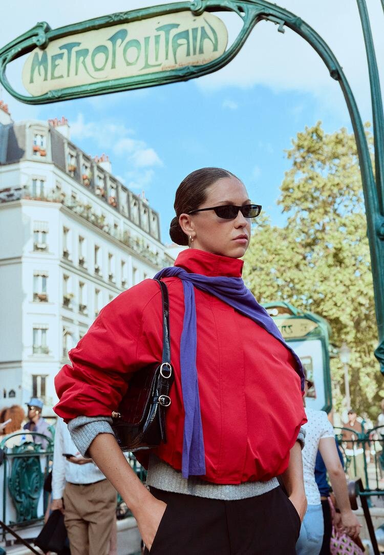 Stradivarius Geacă Bufantă Din Material Tehnic Roșu M