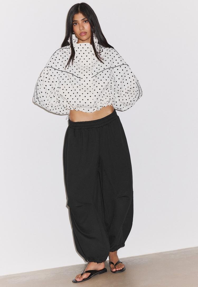 Stradivarius Geacă De Vânt Cropped Cu Buline Ecru Xl